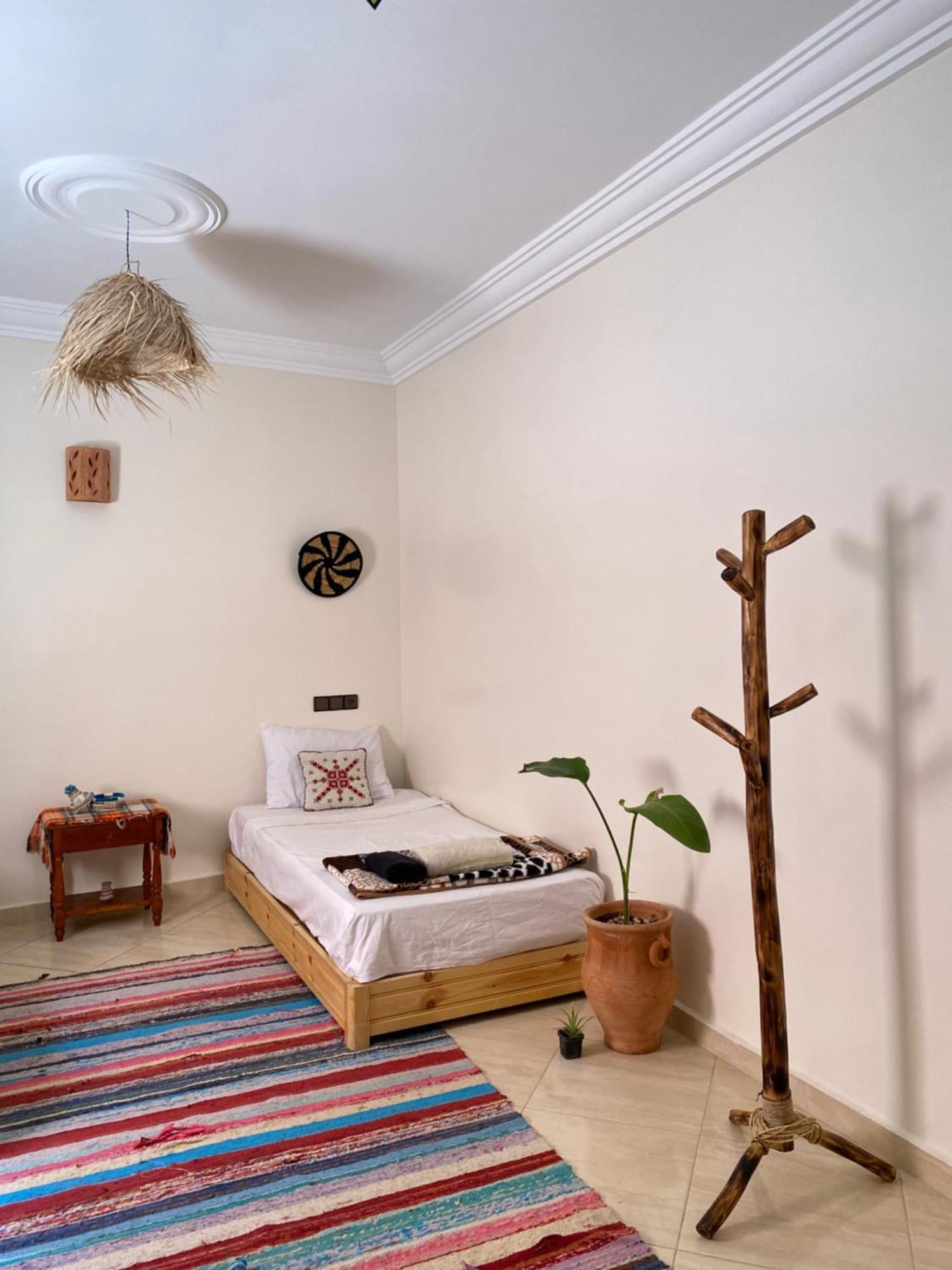 Chill Surfer Hostel Tamraght Екстериор снимка